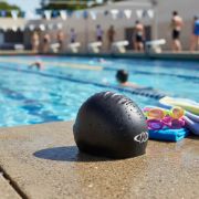 Imagen de Gorra Natacion Piscina Niño Adulto 100% Silicona  - Blanco - Liso - M