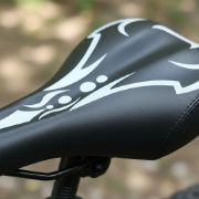 Imagen de Asiento Mtb Rhlm Poliuretano Negro / Blanco Urbano Negro 28 Cm 17.5 Cm