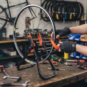 Imagen de Centrador De Ruedas Manual Plegable- Ciclismo