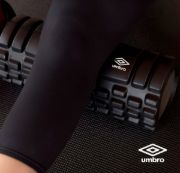 Imagen de Rolo Umbro Hueco Sensitivo Foam Roller 33 Cm Negro