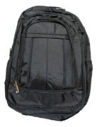 Imagen de Mochila Con Compartimentos Sm Urbana Negro Liso