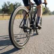 Imagen de Cubierta Bicicleta Arisun 700 X 28 Sin Alambre Rapide Negro